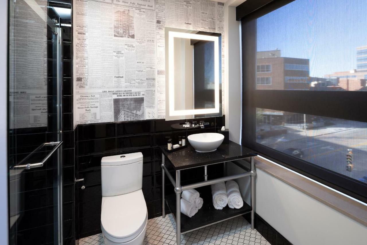 Hotel On Phillips Sioux Falls Eksteriør billede
